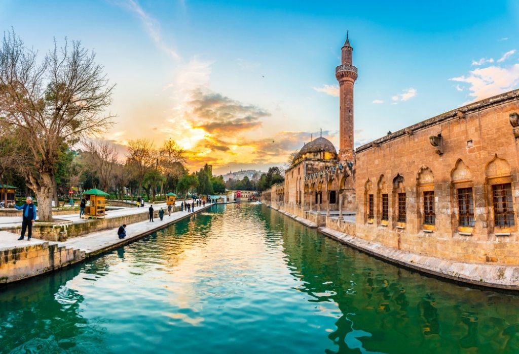 Kayseri Çıkışlı Günübirlik Şanlıurfa Turu (VIP)
